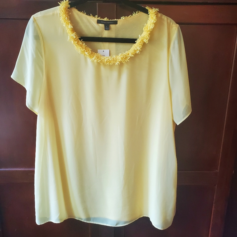 Banana Republic Short Sleeve Fringe Trim Yellow Top